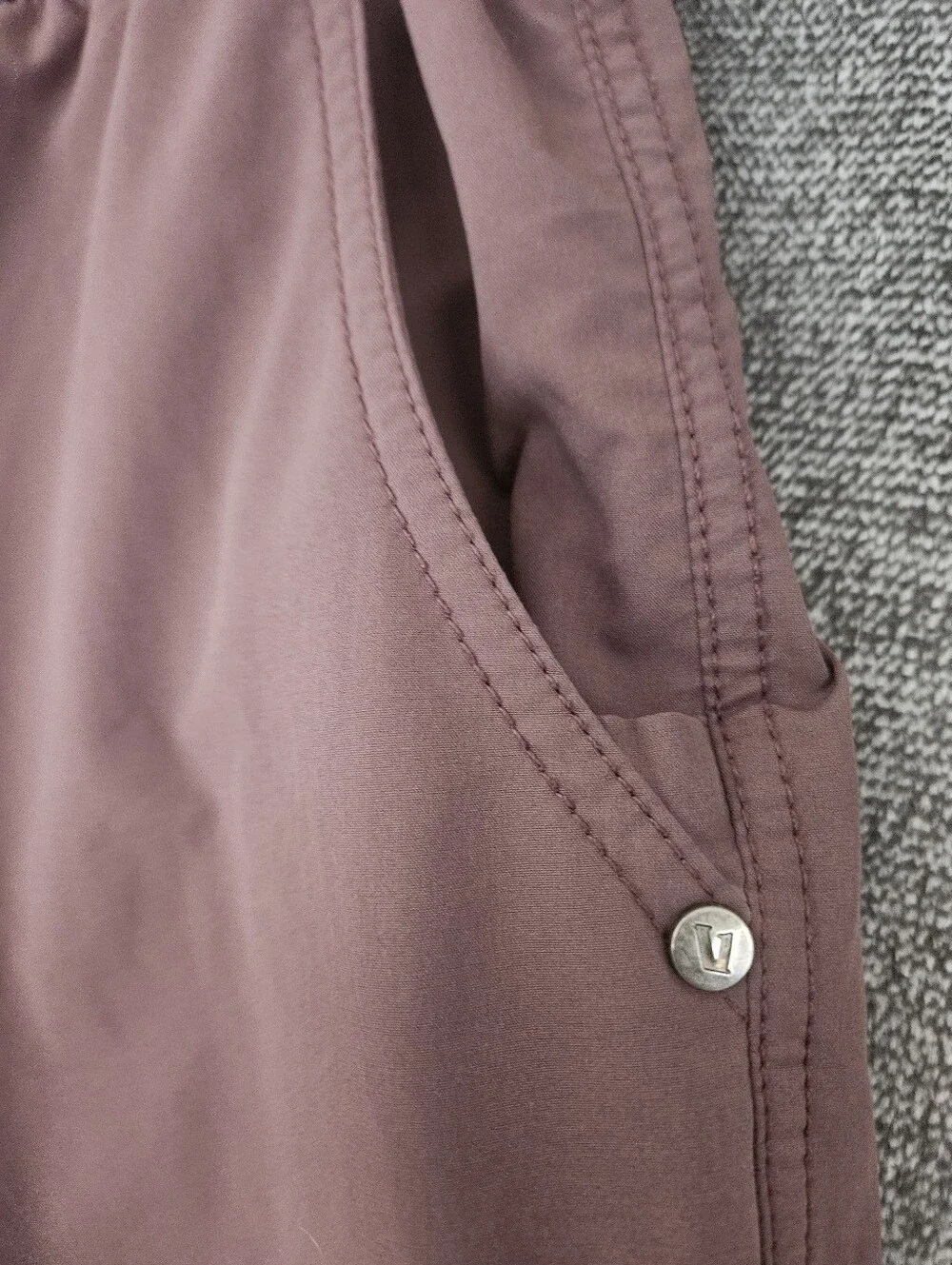 Vuori Men's Kore 7